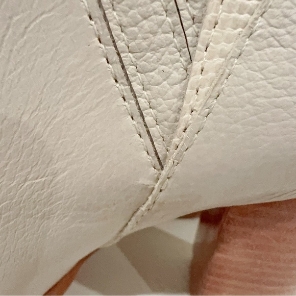 Kaanas Perm Cowboy Ankle Leather Boot in Ivory NWOT Size 6M - Picture 7 of 12